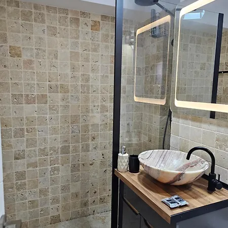 Casa Matei, Rezerva Acum Ultracentral, Design Interior Pe Comanda, Foarte Curat, Toate Dotarile - Filtru Apa Rece, Fierbinte, Self Check In *