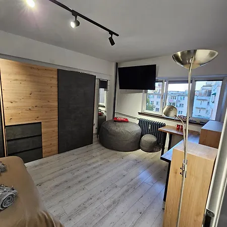 Apartment Casa Matei, Rezerva Acum Ultracentral, Design Interior Pe Comanda, Foarte Curat, Toate Dotarile - Filtru Apa Rece, Fierbinte, Self Check In Craiova