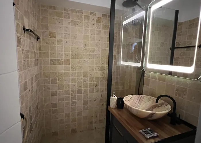 Casa Matei, Rezerva Acum Ultracentral, Design Interior Pe Comanda, Foarte Curat, Toate Dotarile - Filtru Apa Rece, Fierbinte, Self Check In شقة كرايوفا