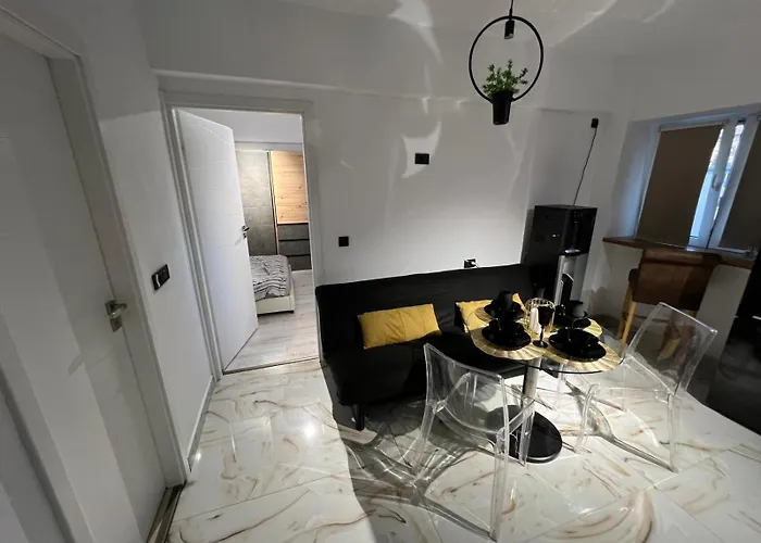 Casa Matei, Rezerva Acum Ultracentral, Design Interior Pe Comanda, Foarte Curat, Toate Dotarile - Filtru Apa Rece, Fierbinte, Self Check In *